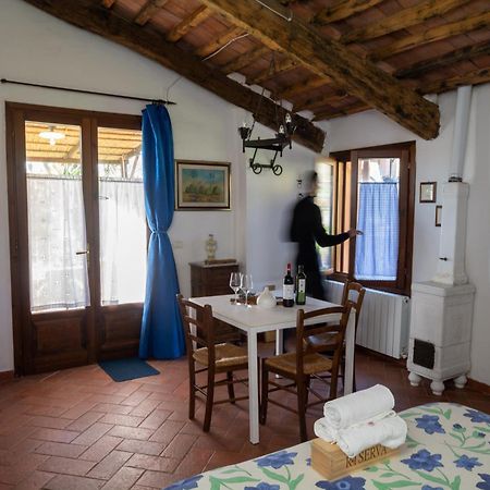 Agriturismo Colle Vento Suvereto Rum bild